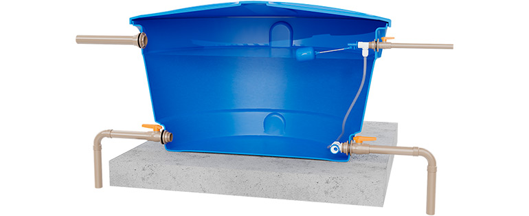 Ilustração de caixa d'água azul indicando como fica a instalação da válvula transferidora de pressão Blukit para caixa d’água 